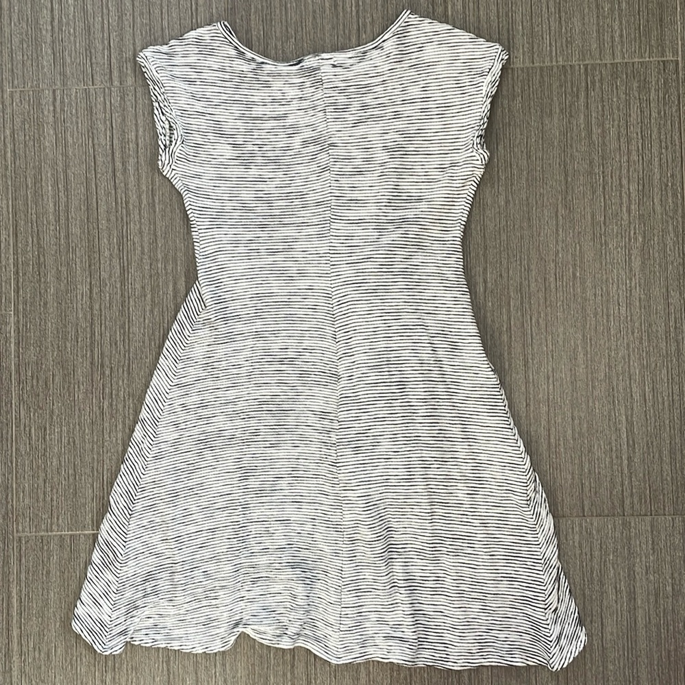 Max Studio Black/White Stripe Textured Twist Knot Hi Lo Dress L EUC - Picture 9 of 14
